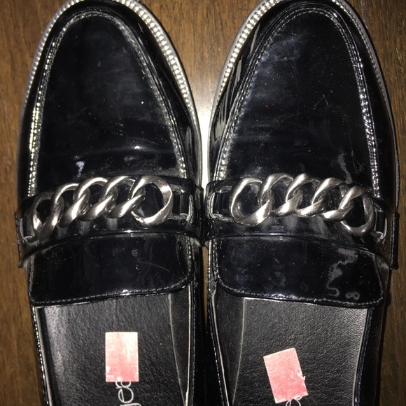 Black loafers - Picture 3 of 5